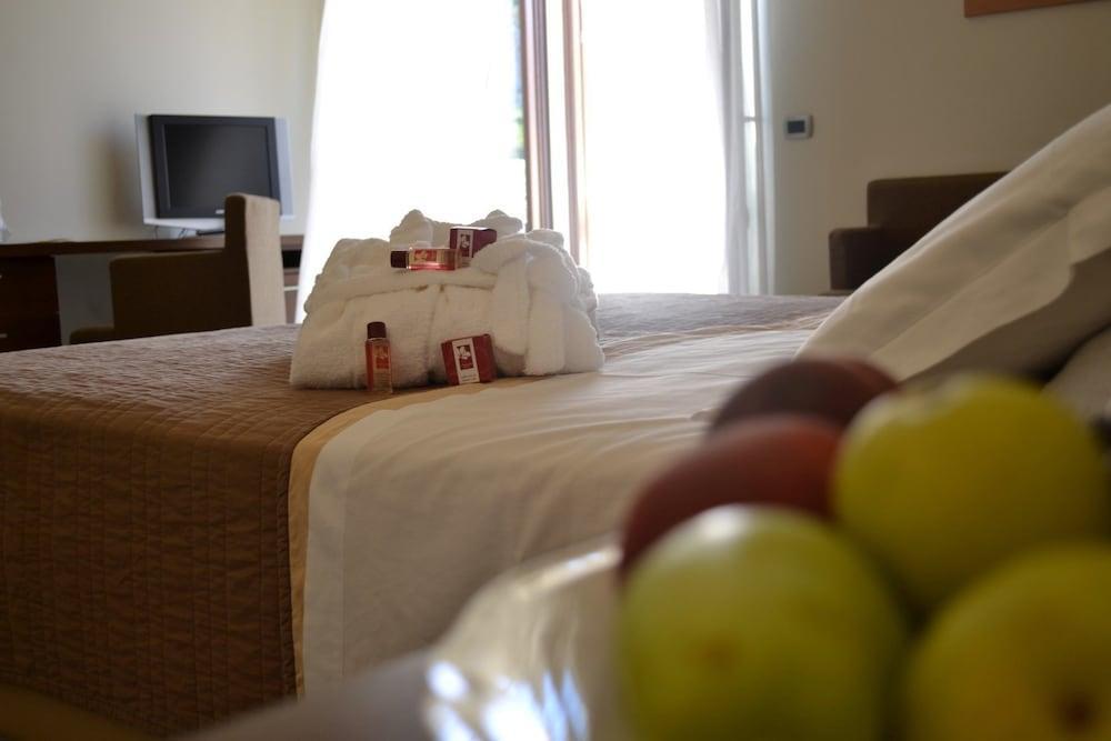 Le Magnolie Hotel Μόντικα Εξωτερικό φωτογραφία